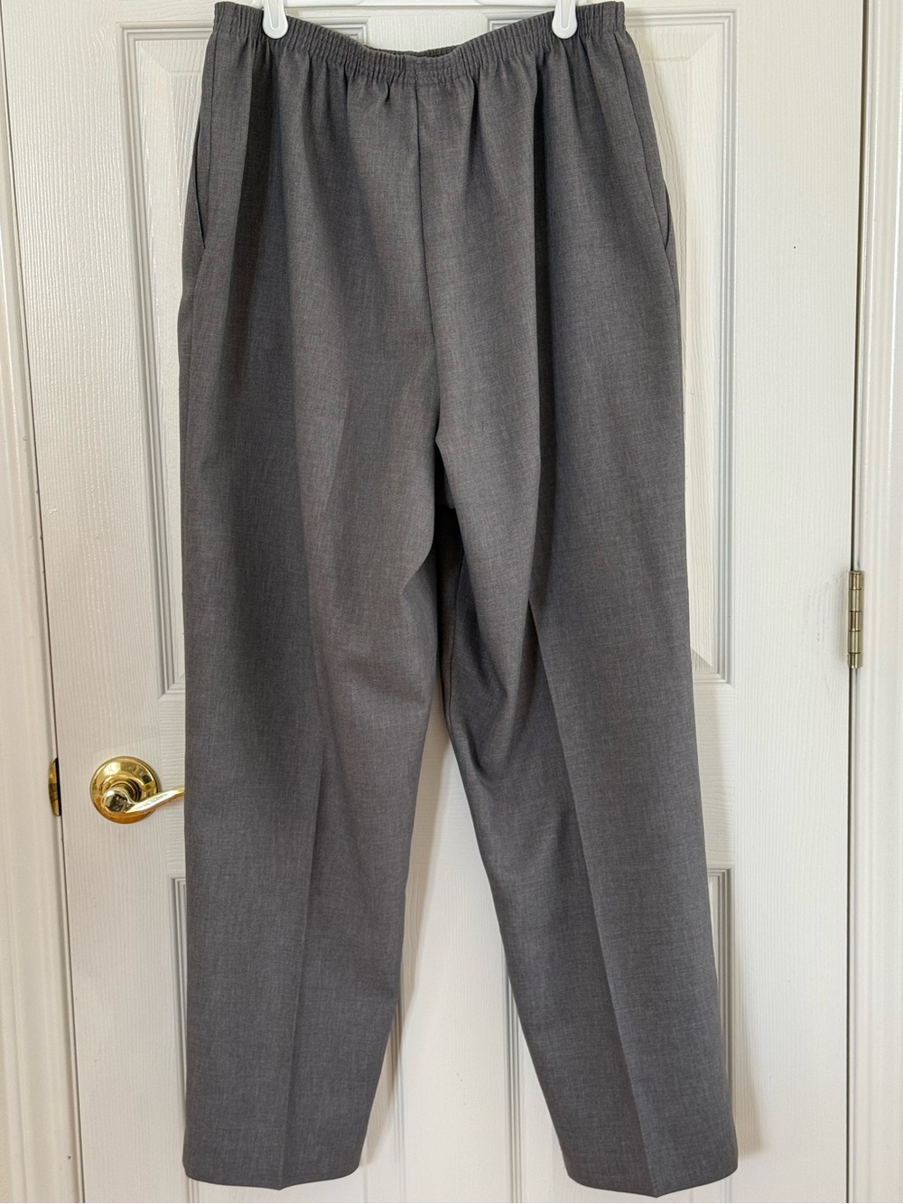 Alfred Dunner Charcoal Gray Elastic-Waist Dress Pants - Picture 2 of 8